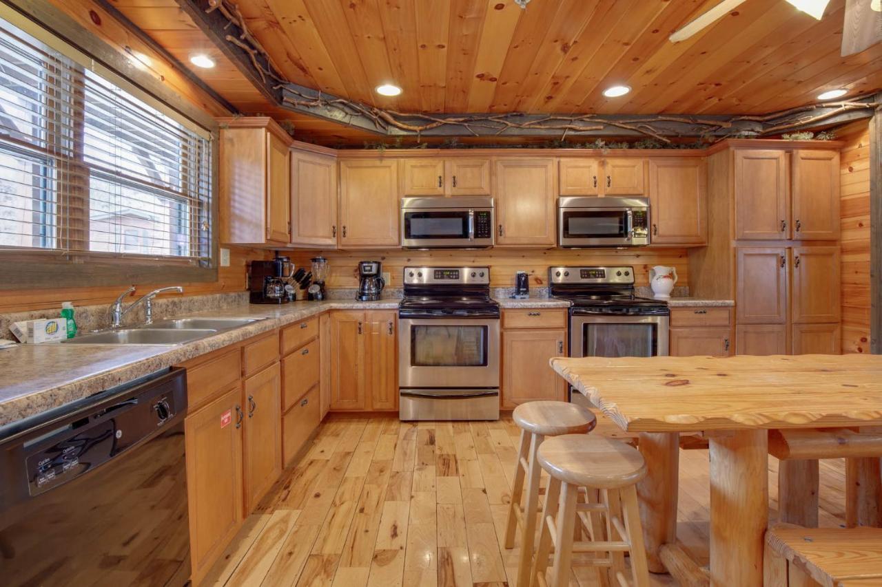 Pine Tree Lodge Gatlinburg Bagian luar foto