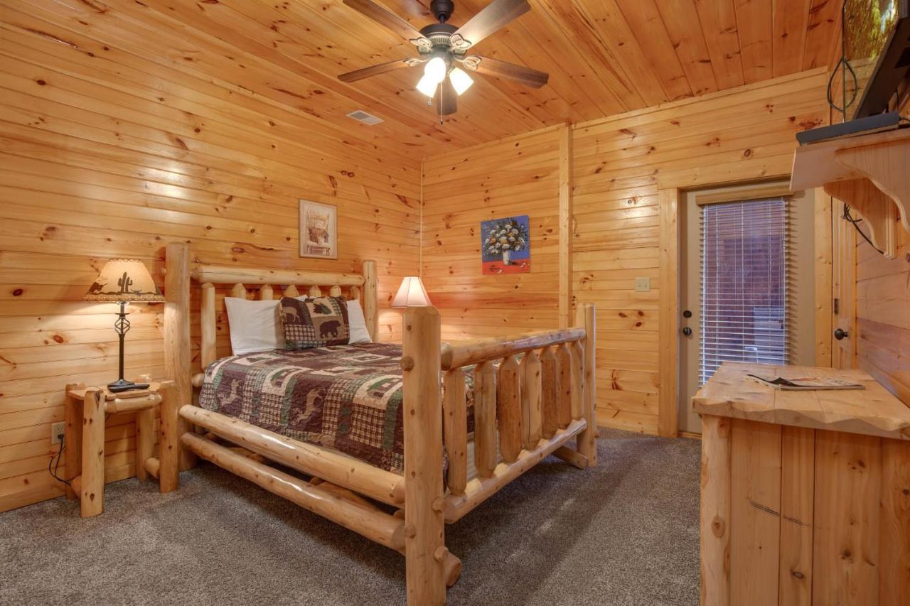 Pine Tree Lodge Gatlinburg Bagian luar foto