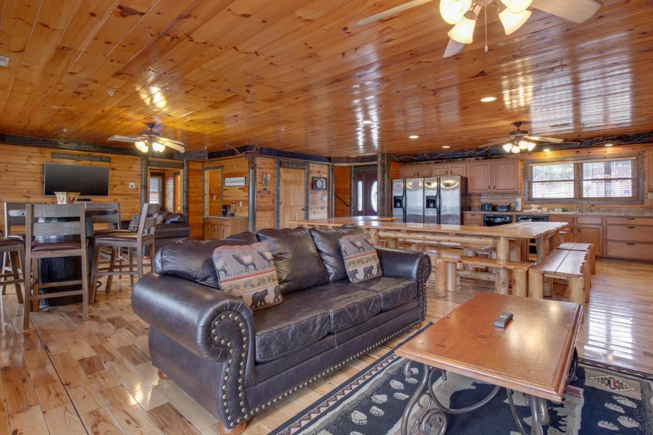 Pine Tree Lodge Gatlinburg Bagian luar foto