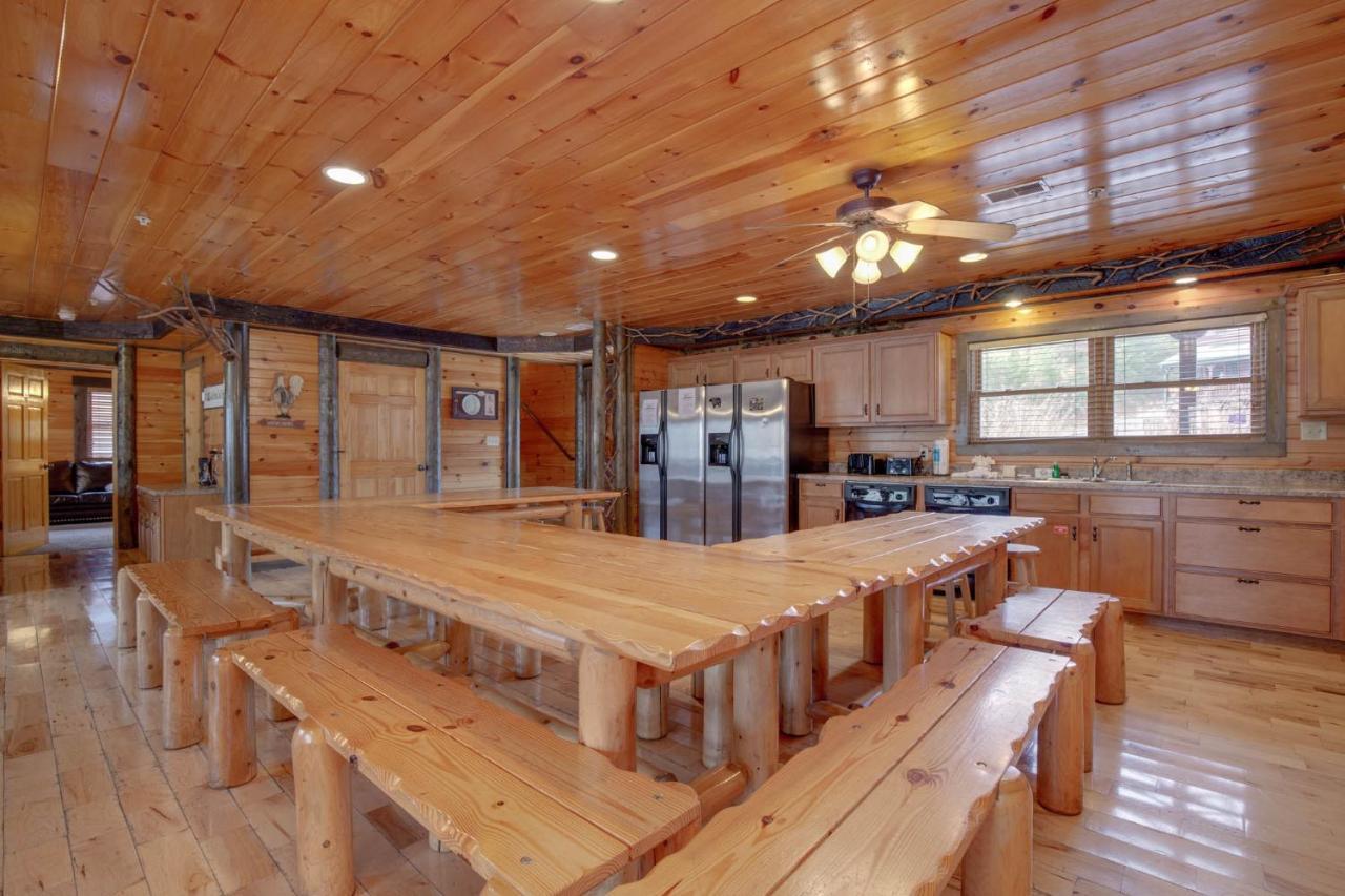 Pine Tree Lodge Gatlinburg Bagian luar foto