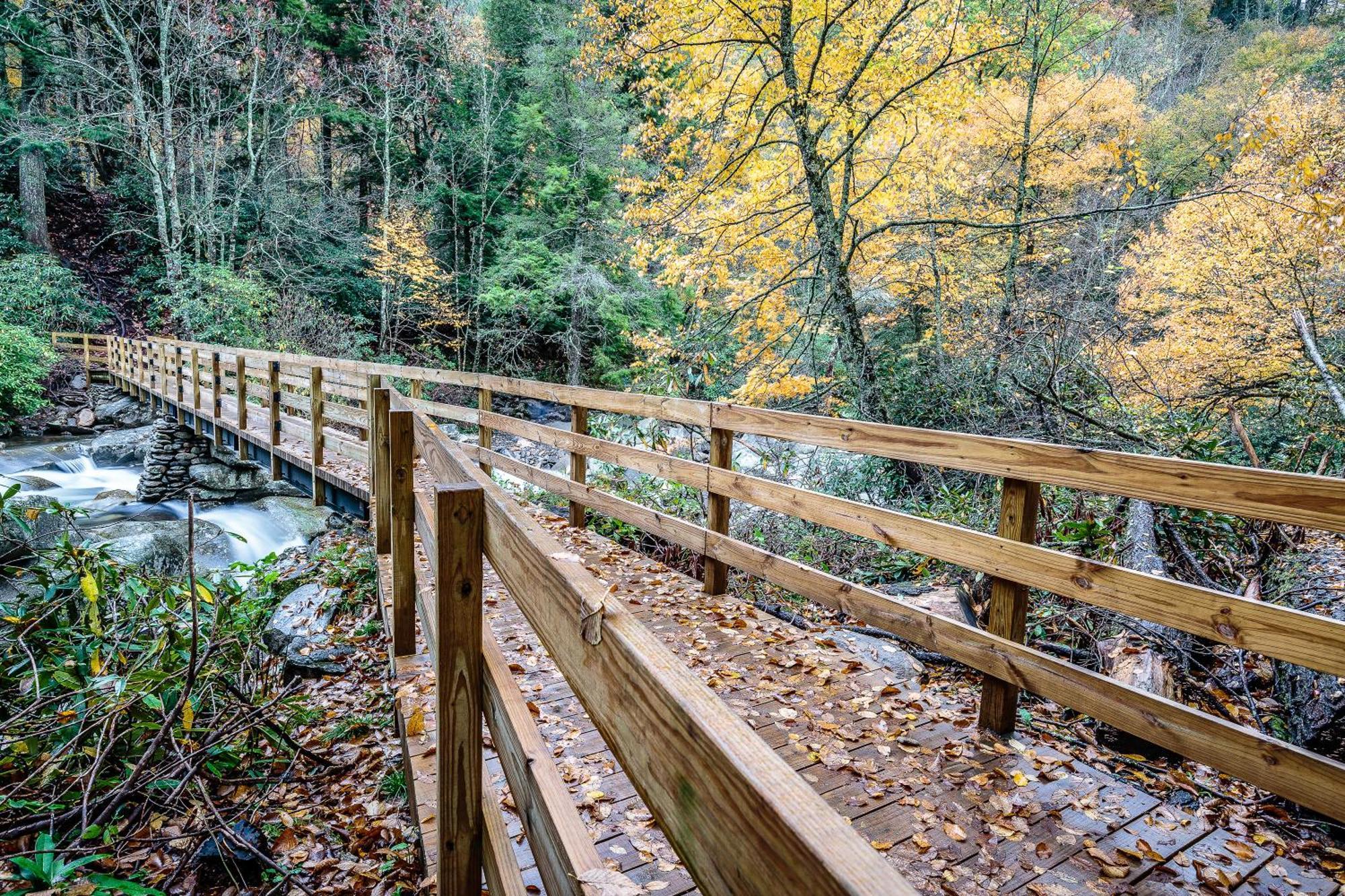 Pine Tree Lodge Gatlinburg Bagian luar foto